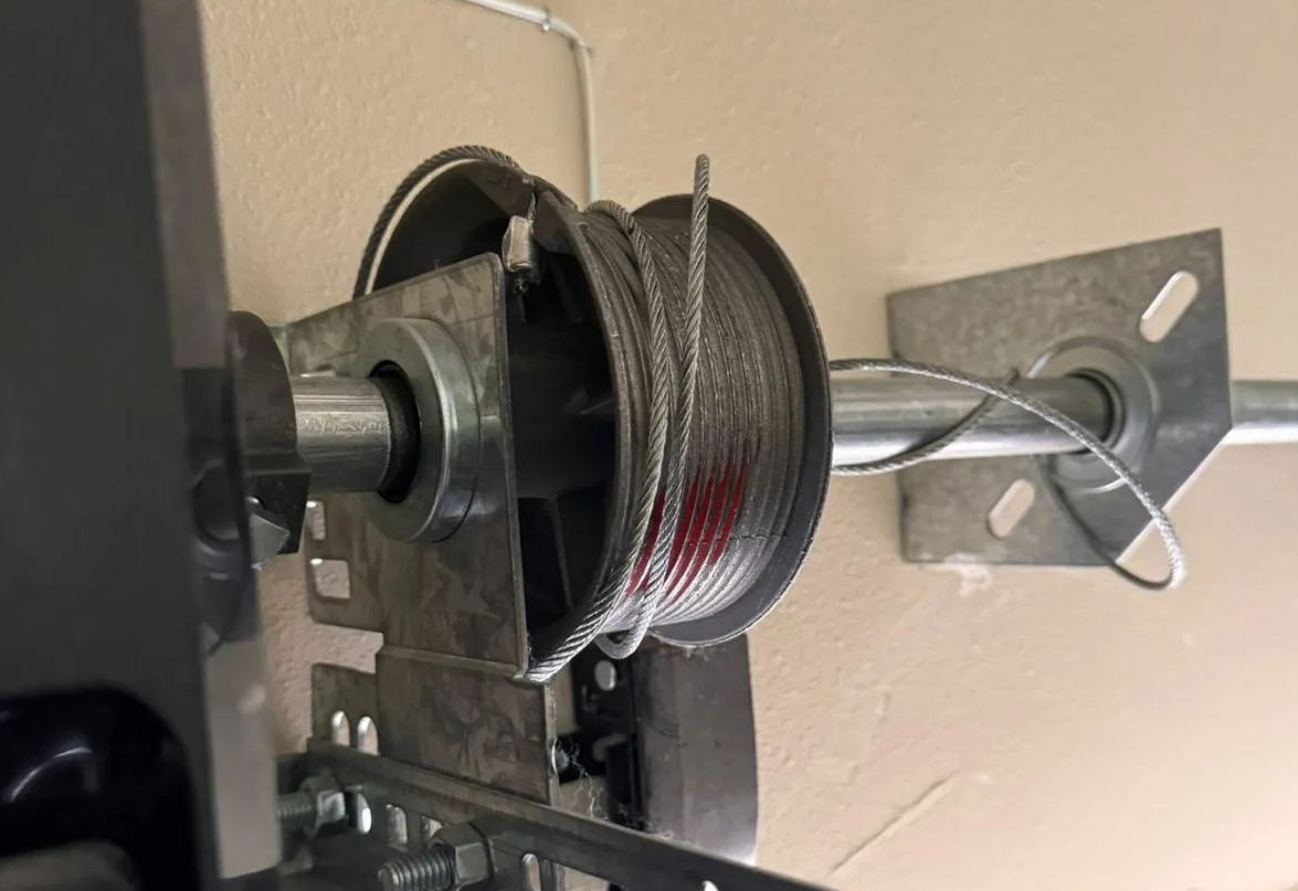5 Warning Signs You Need Garage Door Cable Repair Soon