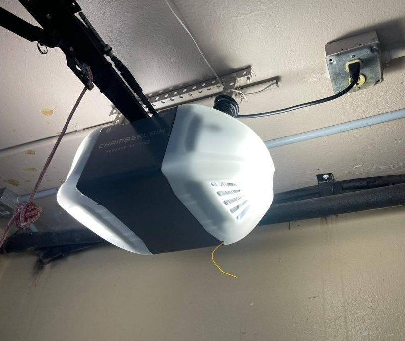 Garage door opener newly repair.